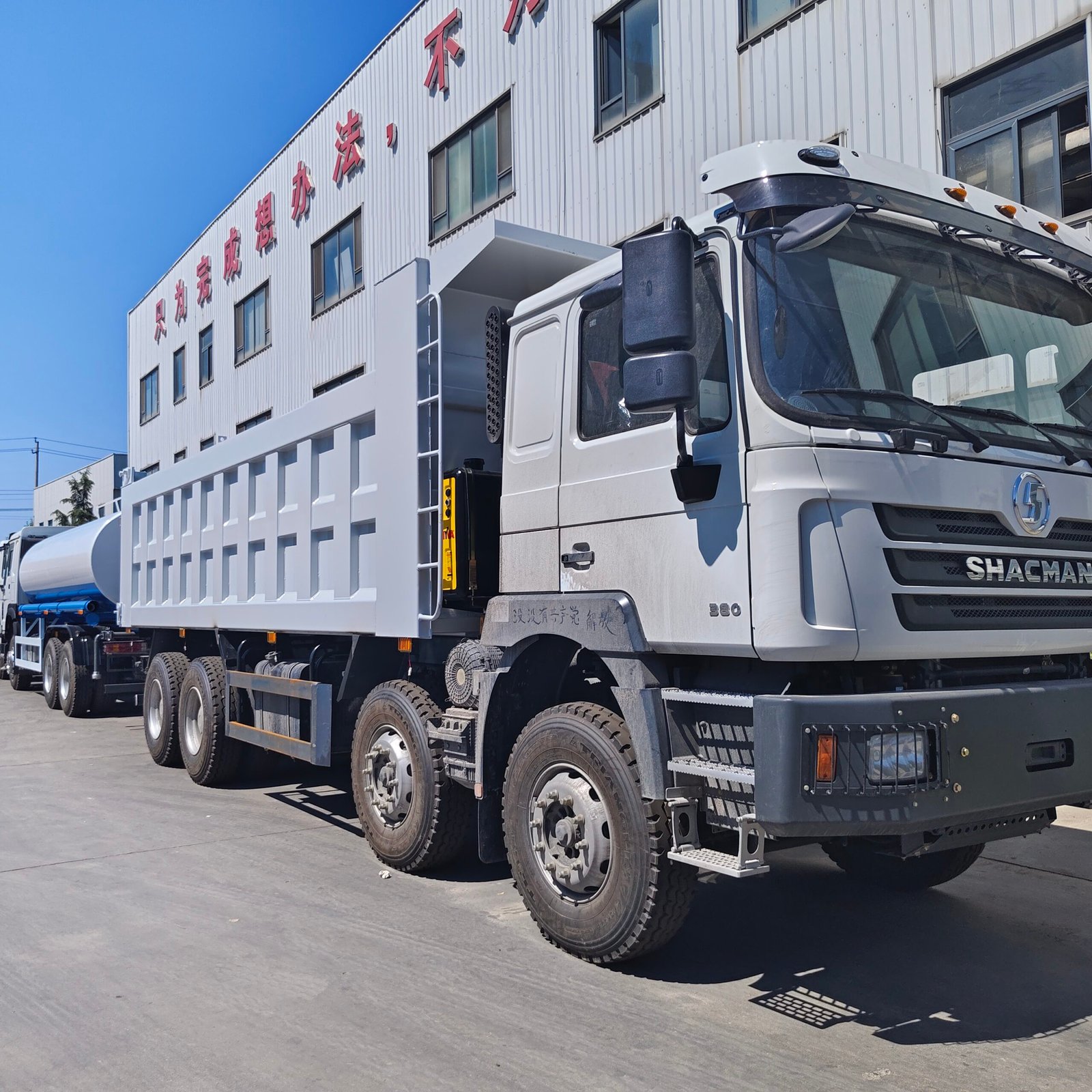 Shacman F3000 Mining Dump Truck