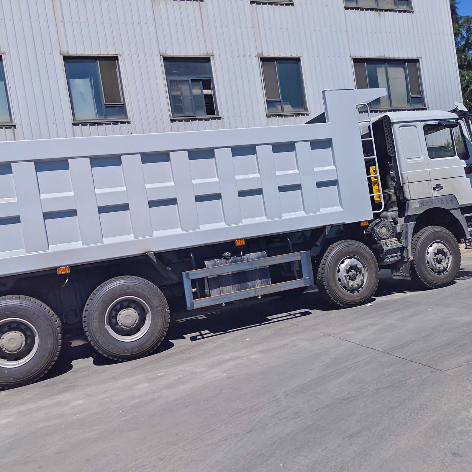 Shacman F3000 Mining Dump Truck