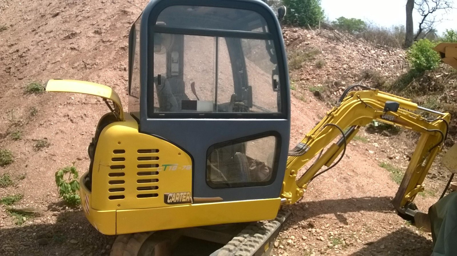 Used Gold/Tantalite/Columbite Mining Washplant (50T/Hr), 2 Excavators, 2 Hydraulic Hammers for Sale