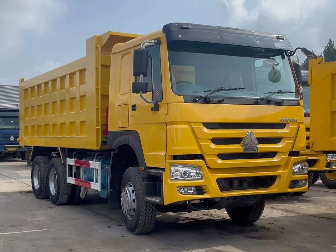 High cost-effective trucks 6×4 dump truck